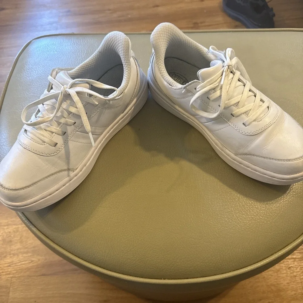 Orthofeet Wander 81104 Women 8.5 Medium White Leather Hands Free Walking Shoes